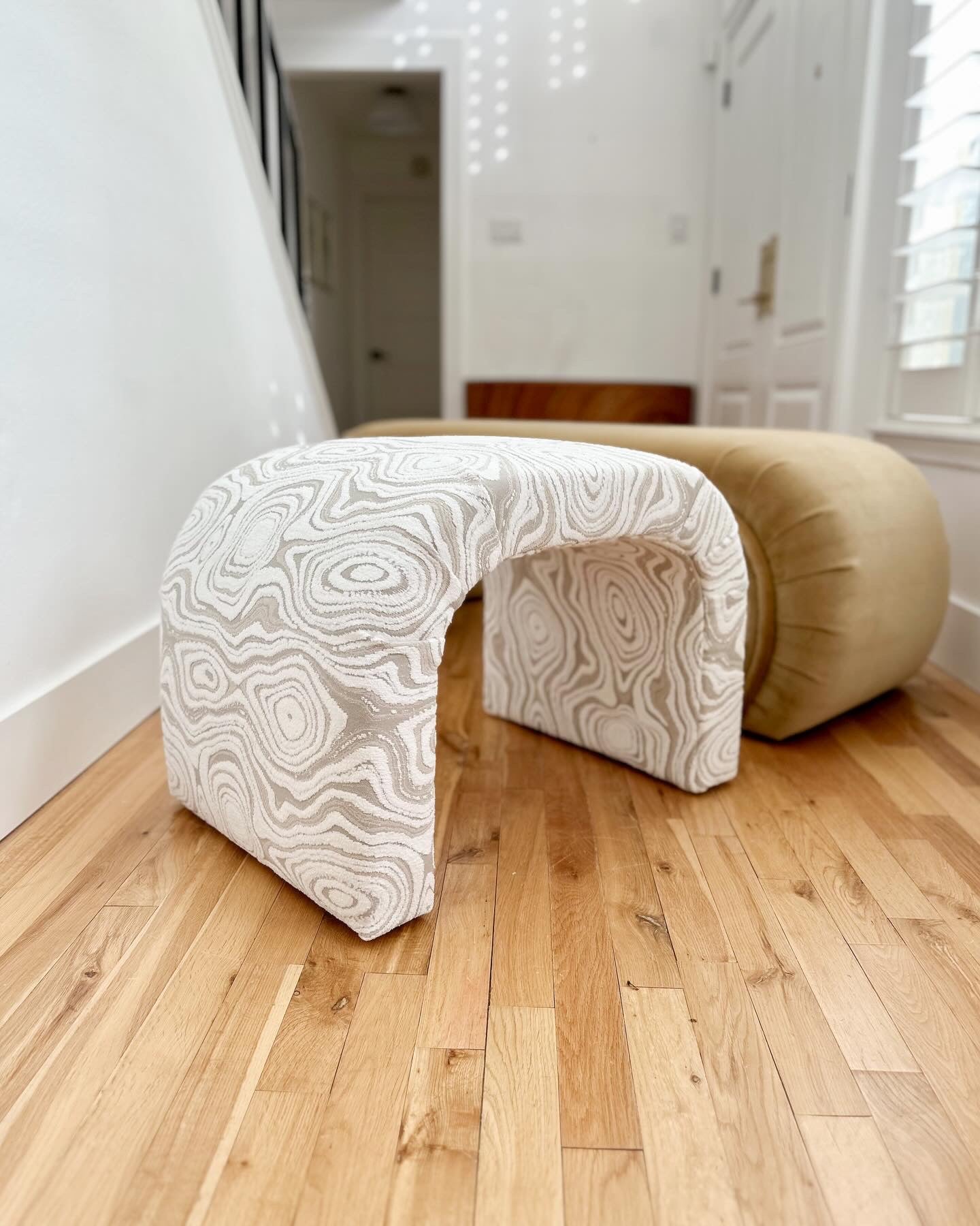 1980s Waterfall Ottoman in Playful Textured Chenille