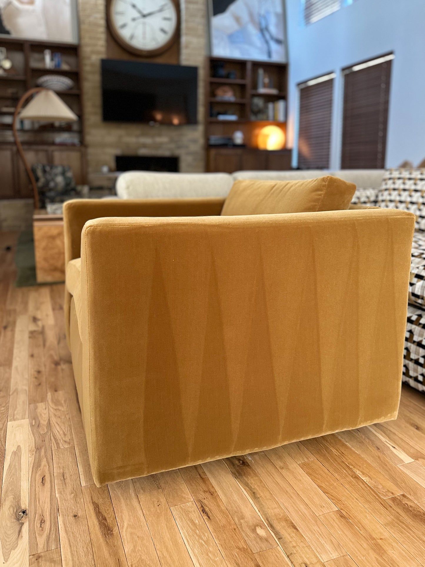 1970s Milo Baughman for Thayer Coggin Club Chair in New Honey Mohair