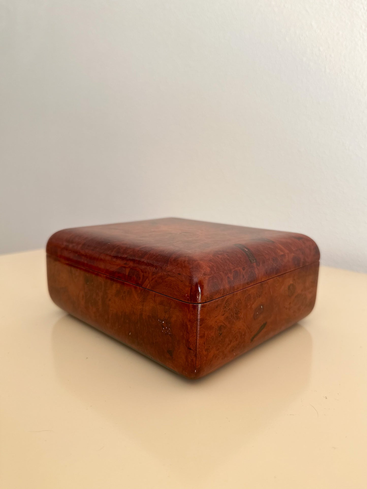 1980s Medium Lacquered Burlwood Jewelry Box