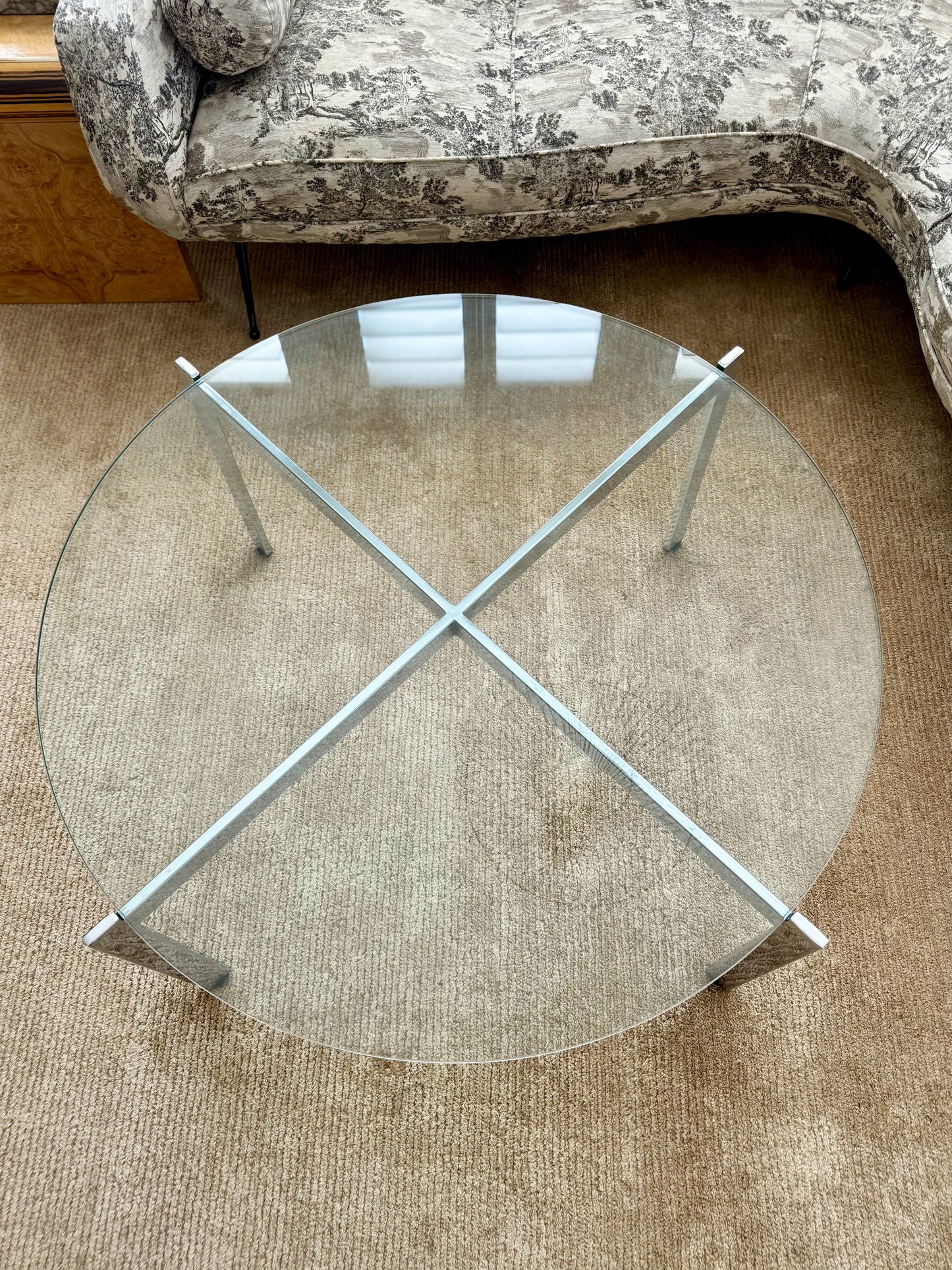 1970s Round Glass and Chrome Coffee Table by Milo Baughman