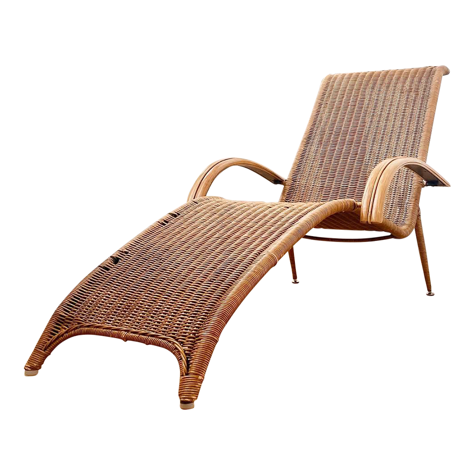 1960s Mid-Century Modern Sculptural Wicker Chaise