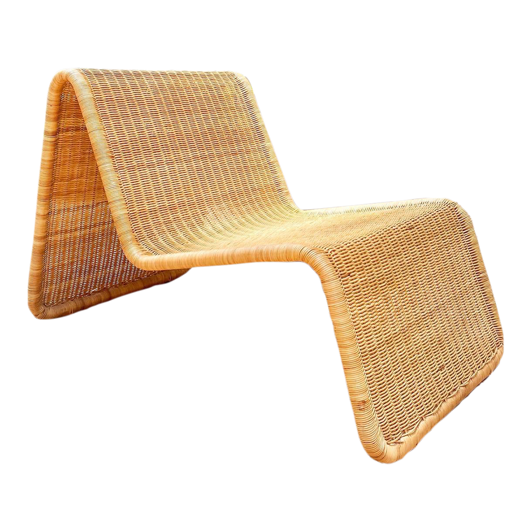 1980s Vintage Sculptural Wicker Chaise After Tito Agnoli