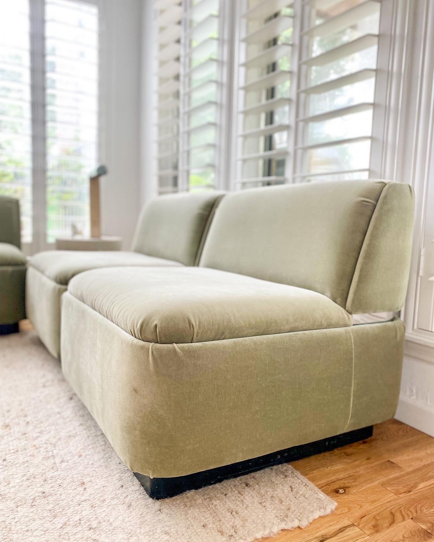 1980s Vintage 5-Piece Modular Thonet Sectional in Sage Velvet With Chrome Detail